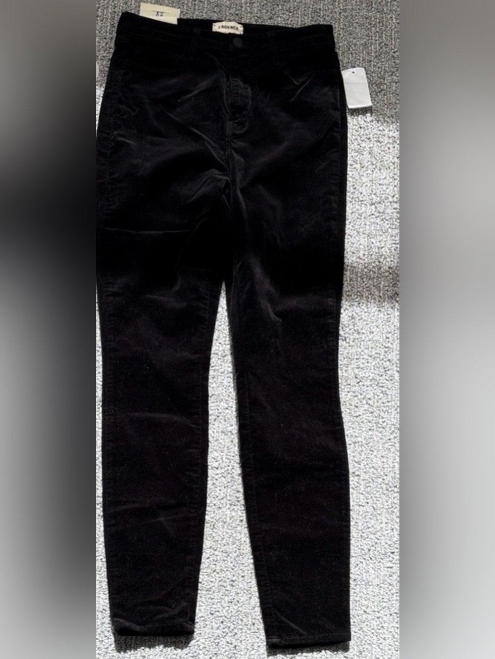 L'AGENCE $245 NWT Katrina Ultra High Rise Skinny jeans in a size 28